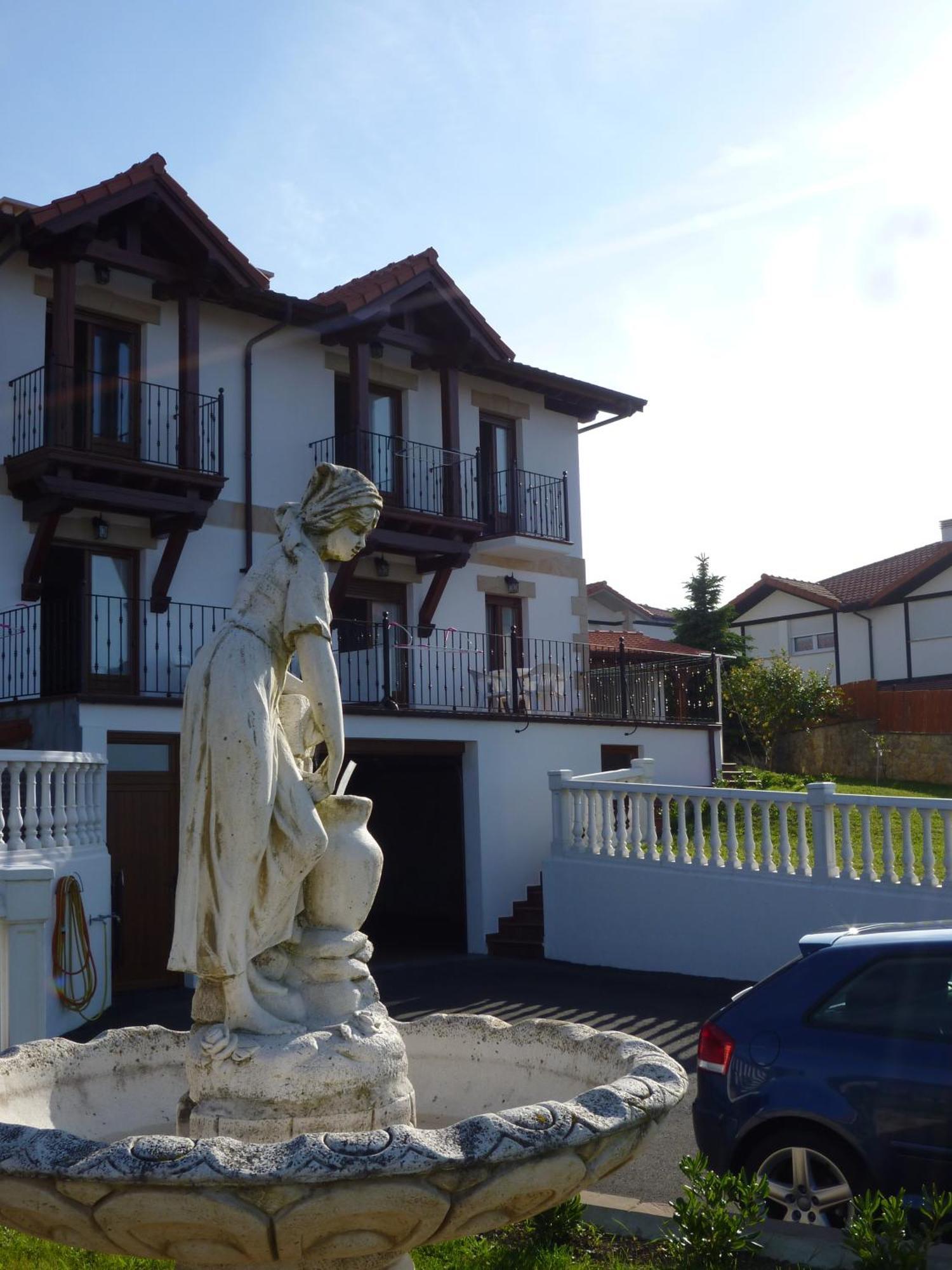 Apartamentos La Fuente De Enmedio Суансес Экстерьер фото