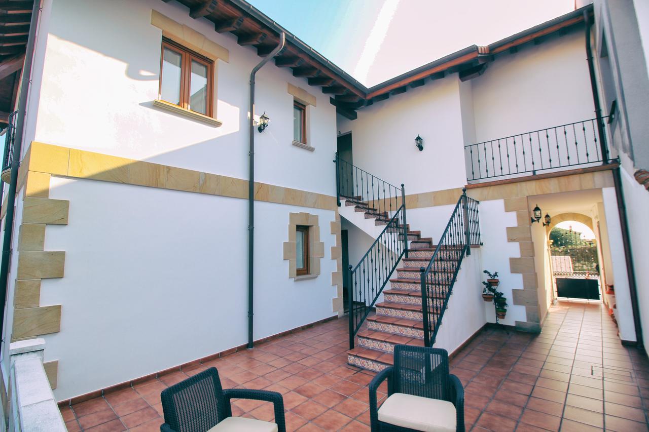 Apartamentos La Fuente De Enmedio Суансес Экстерьер фото