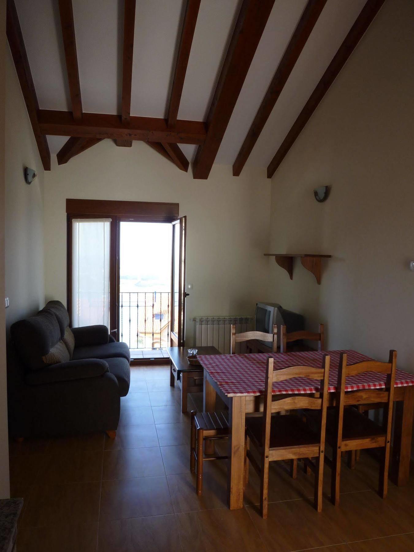 Apartamentos La Fuente De Enmedio Суансес Экстерьер фото